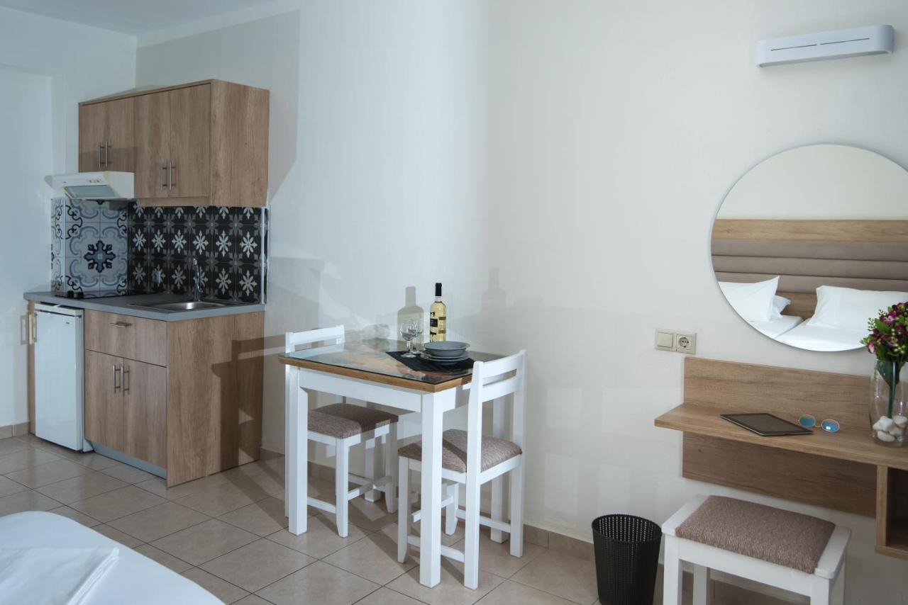 Vagelis Apartments Malia Eksteriør billede